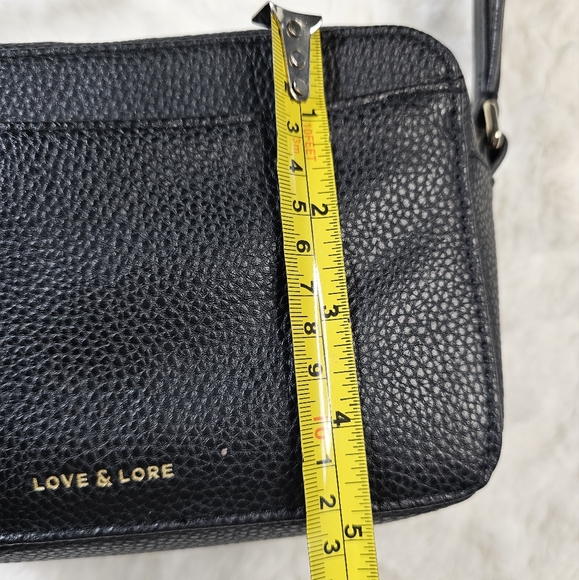 Love and Lore Camera Bag - Picture 5 of 6